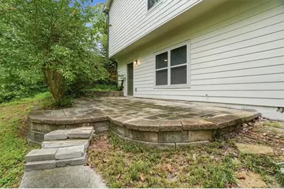 3355 Hillside Drive, Snellville, GA 30078 - Photo 9