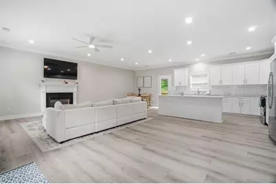 3355 Hillside Drive, Snellville, GA 30078 - Photo 17