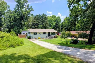 314 Spring St, Toccoa, GA 30577 - Photo 1