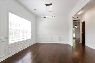 6005 Ambercrest Ct, Buford, GA 30518 - Photo 7