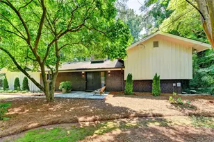 5363 Rosser Rd, Stone Mountain, GA 30087 - Photo 3