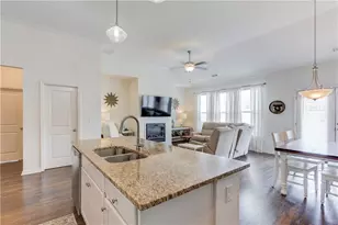 5434 Long Branch Way, Flowery Branch, GA 30542 - Photo 9