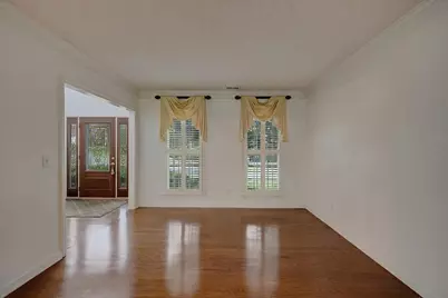 2608 Dreux Court, Kennesaw, GA 30152 - Photo 9