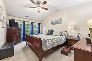 914 Wenham Ln, Lawrenceville, GA 30044 - Photo 15