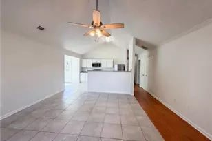 6774 Fairfax Ct, Lithonia, GA 30038 - Photo 9