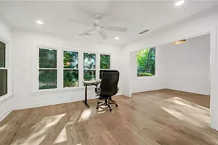 1055 Downing Ct NE, Marietta, GA 30068 - Photo 13