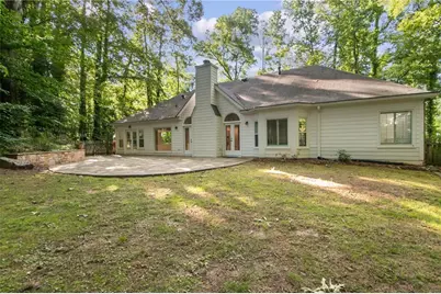 1055 Downing Court NE, Marietta, GA 30068 - Photo 33