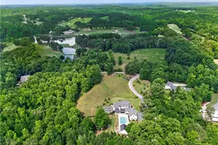 1380 Newt Green Rd, Cumming, GA 30028 - Photo 7