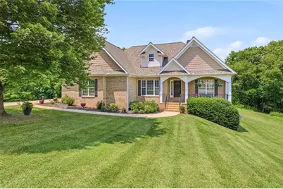 253 Sterling Meadows Drive, Demorest, GA 30535 - Photo 3