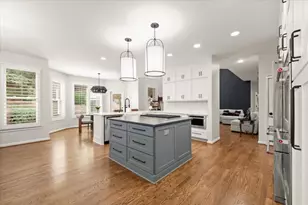 1215 Lake Washington Cir, Lawrenceville, GA 30043 - Photo 3