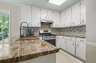 2358 Loren Falls Ln SW, Marietta, GA 30008 - Photo 13