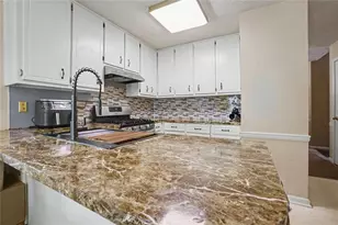 2358 Loren Falls Ln SW, Marietta, GA 30008 - Photo 15