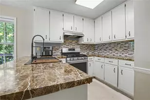 2358 Loren Falls Ln SW, Marietta, GA 30008 - Photo 13