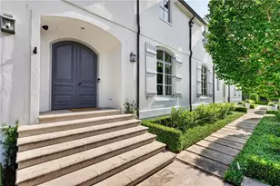 4400 Carmain Dr NE, Atlanta, GA 30342 - Photo 3