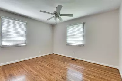 1424 Hosea L Williams Drive NE, Atlanta, GA 30317 - Photo 19