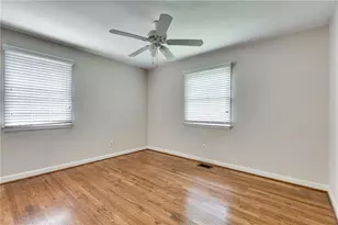 1424 Hosea L Williams Dr NE, Atlanta, GA 30317 - Photo 19