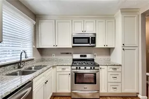1424 Hosea L Williams Dr NE, Atlanta, GA 30317 - Photo 17