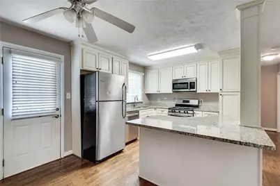 1424 Hosea L Williams Drive NE, Atlanta, GA 30317 - Photo 13