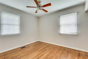 1424 Hosea L Williams Dr NE, Atlanta, GA 30317 - Photo 23
