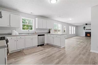 5740 Grove Place Crossing, Lilburn, GA 30047 - Photo 21