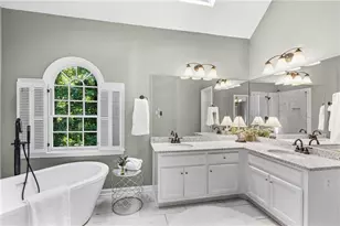 10985 Wilshire Chase Dr, Johns Creek, GA 30097 - Photo 23