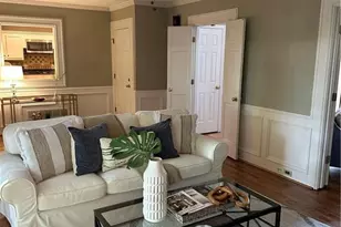 10985 Wilshire Chase Dr, Johns Creek, GA 30097 - Photo 7
