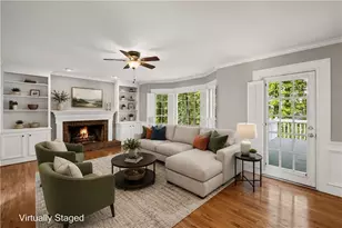 10985 Wilshire Chase Dr, Duluth, GA 30097 - Photo 9