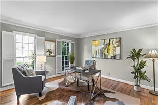 10985 Wilshire Chase Dr, Johns Creek, GA 30097 - Photo 3