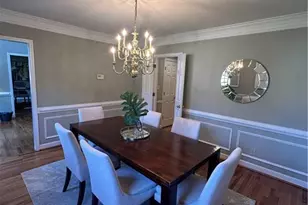 10985 Wilshire Chase Dr, Johns Creek, GA 30097 - Photo 5