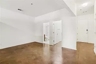 560 Dutch Valley Rd NE, Atlanta, GA 30324 - Photo 21