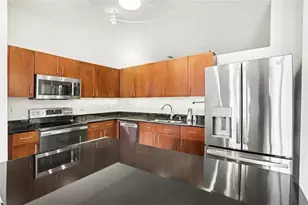 560 Dutch Valley Rd NE, Atlanta, GA 30324 - Photo 17