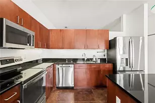 560 Dutch Valley Rd NE, Atlanta, GA 30324 - Photo 11