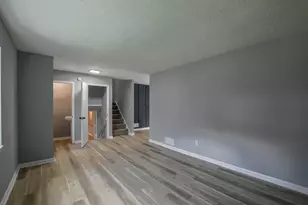 9301 Settlers Grove Rd NE, Covington, GA 30014 - Photo 7