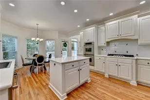 5955 Ettington Dr, Suwanee, GA 30024 - Photo 15