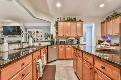 6417 Hickory Springs Circle, Hoschton, GA 30548 - Photo 19