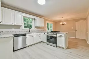 108 Timber View Ct, Lawrenceville, GA 30043 - Photo 13