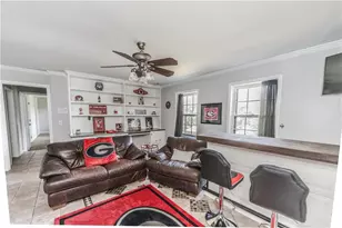 302 E Valley Rd NE, Rome, GA 30161 - Photo 5