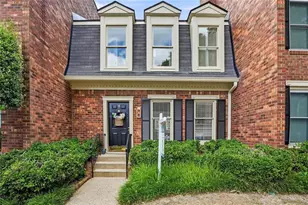 13 Stratford Hall Pl NE, Atlanta, GA 30342 - Photo 1