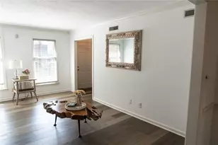 13 Stratford Hall Pl NE, Atlanta, GA 30342 - Photo 5