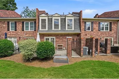 13 Stratford Hall Place NE #13, Atlanta, GA 30342 - Photo 51