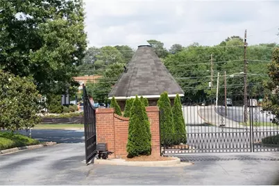 13 Stratford Hall Place NE #13, Atlanta, GA 30342 - Photo 61