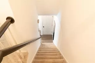 13 Stratford Hall Pl NE, Atlanta, GA 30342 - Photo 23