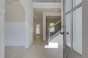 258 Linford Dr, Locust Grove, GA 30248 - Photo 3