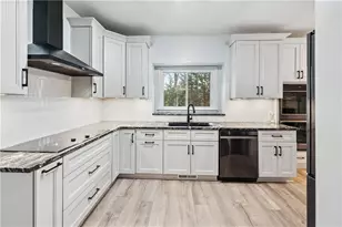 3524 Pine Grove Dr, Douglasville, GA 30135 - Photo 9