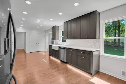 167 Knollwood Drive NW, Marietta, GA 30064 - Photo 15