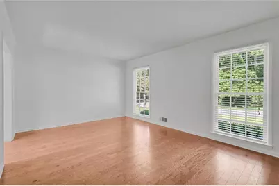 167 Knollwood Drive NW, Marietta, GA 30064 - Photo 7