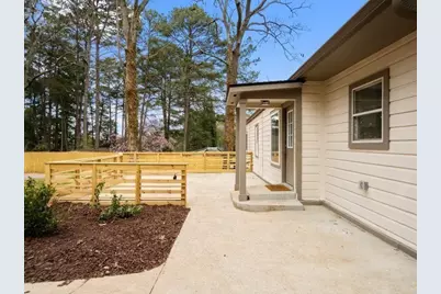 2710 Hedgewood Drive NW, Atlanta, GA 30311 - Photo 31