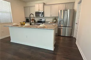 374 Murray Ln, Hoschton, GA 30548 - Photo 9