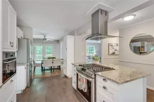 2774 Overlook Dr, Atlanta, GA 30345 - Photo 9