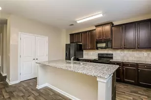 870 Walnut Woods Dr, Braselton, GA 30517 - Photo 7